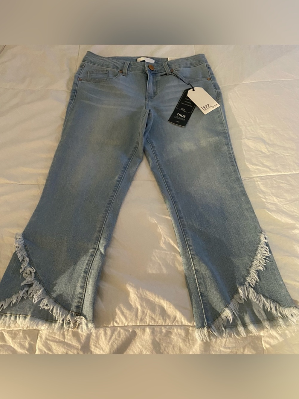 Light Blue Frayed Hem Women's Jeans